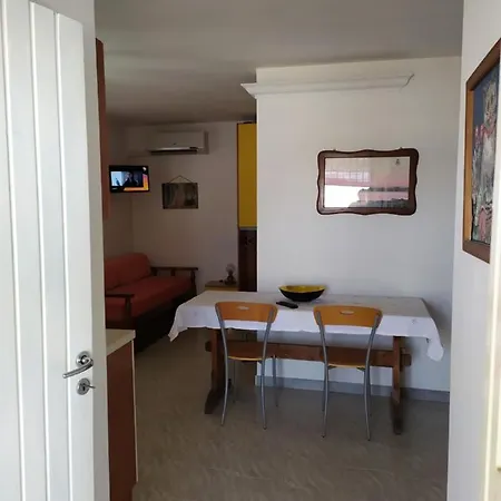 Monolocale Relax 切萨雷奥港